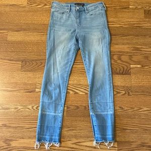 Abercrombie & Fitch ankle jeans